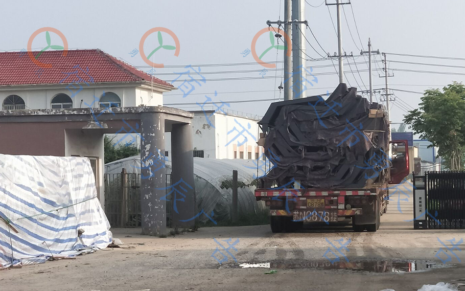 武漢候車(chē)亭第一次發(fā)貨